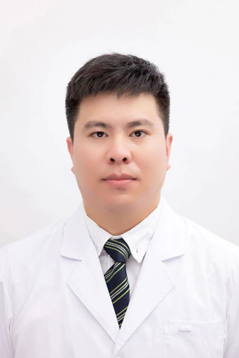 重医大附三院 ICU 王智超 主治医师.png