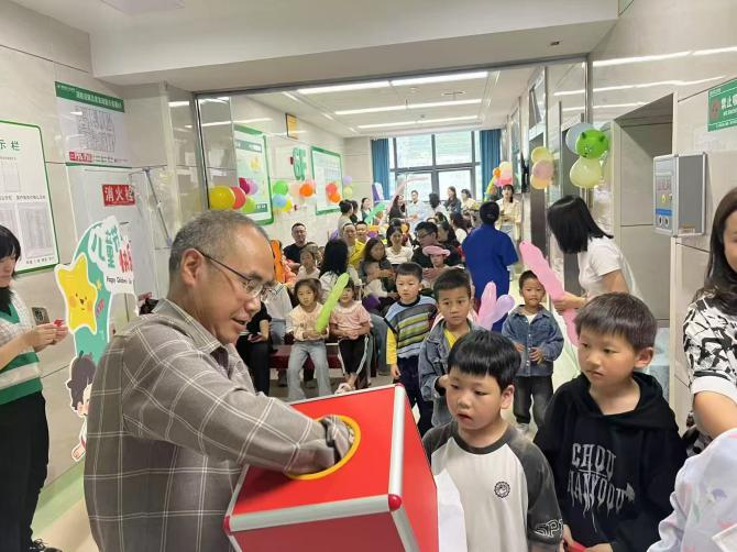  酉阳县人民医院儿科举办儿童节主题活动